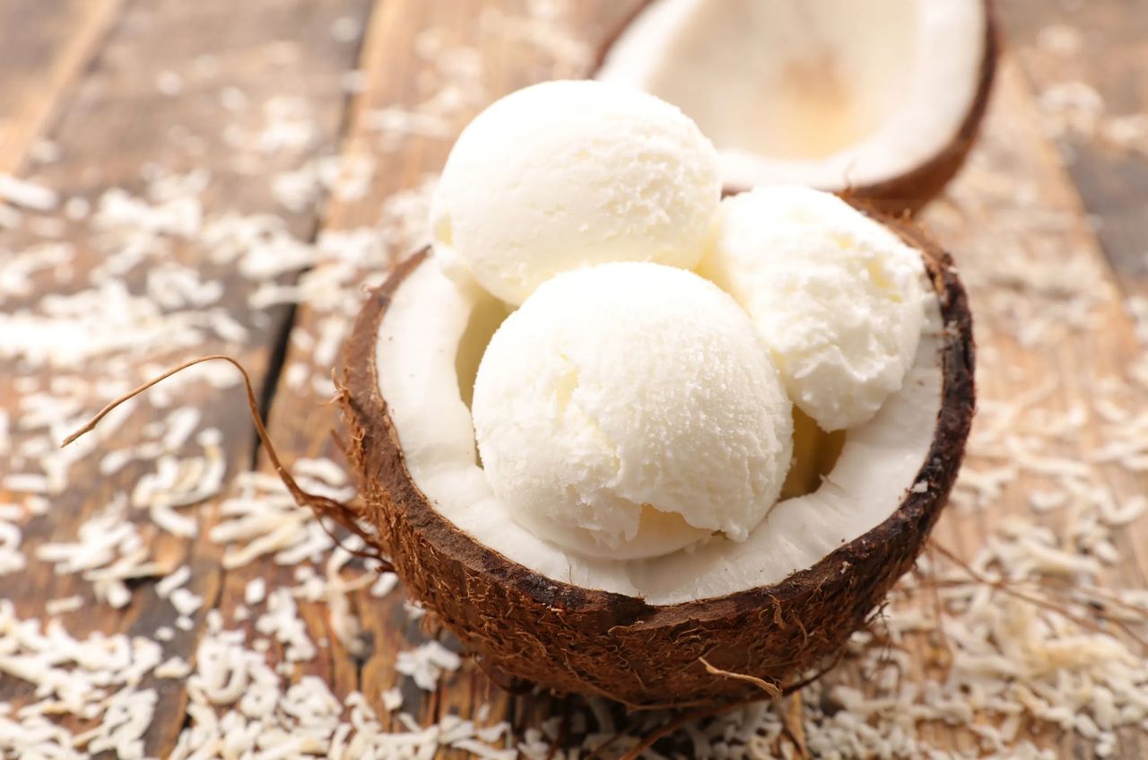 COCONUT ICECREAM